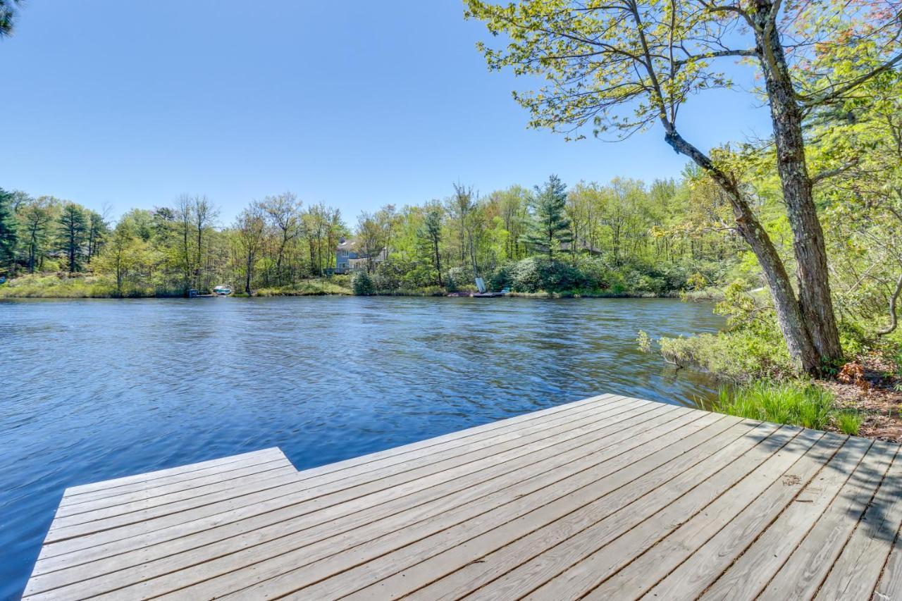 Lakefront Poconos Vacation Rental With Swim Dock! Long Pond Экстерьер фото