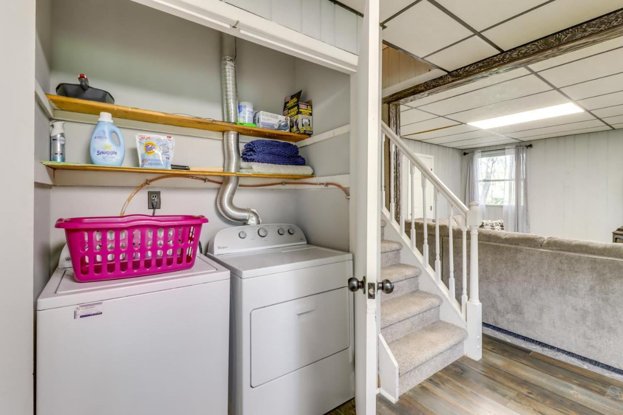 Lakefront Poconos Vacation Rental With Swim Dock! Long Pond Экстерьер фото